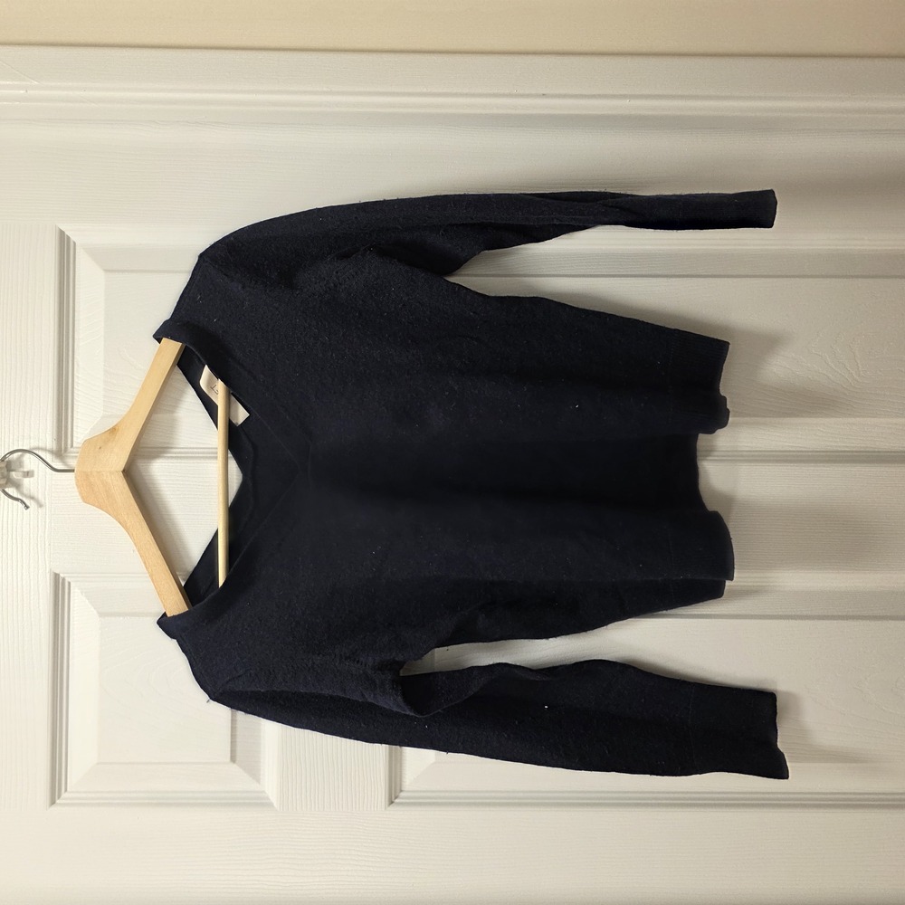 LOFT - Fitted V-neck Sweater with Detailing